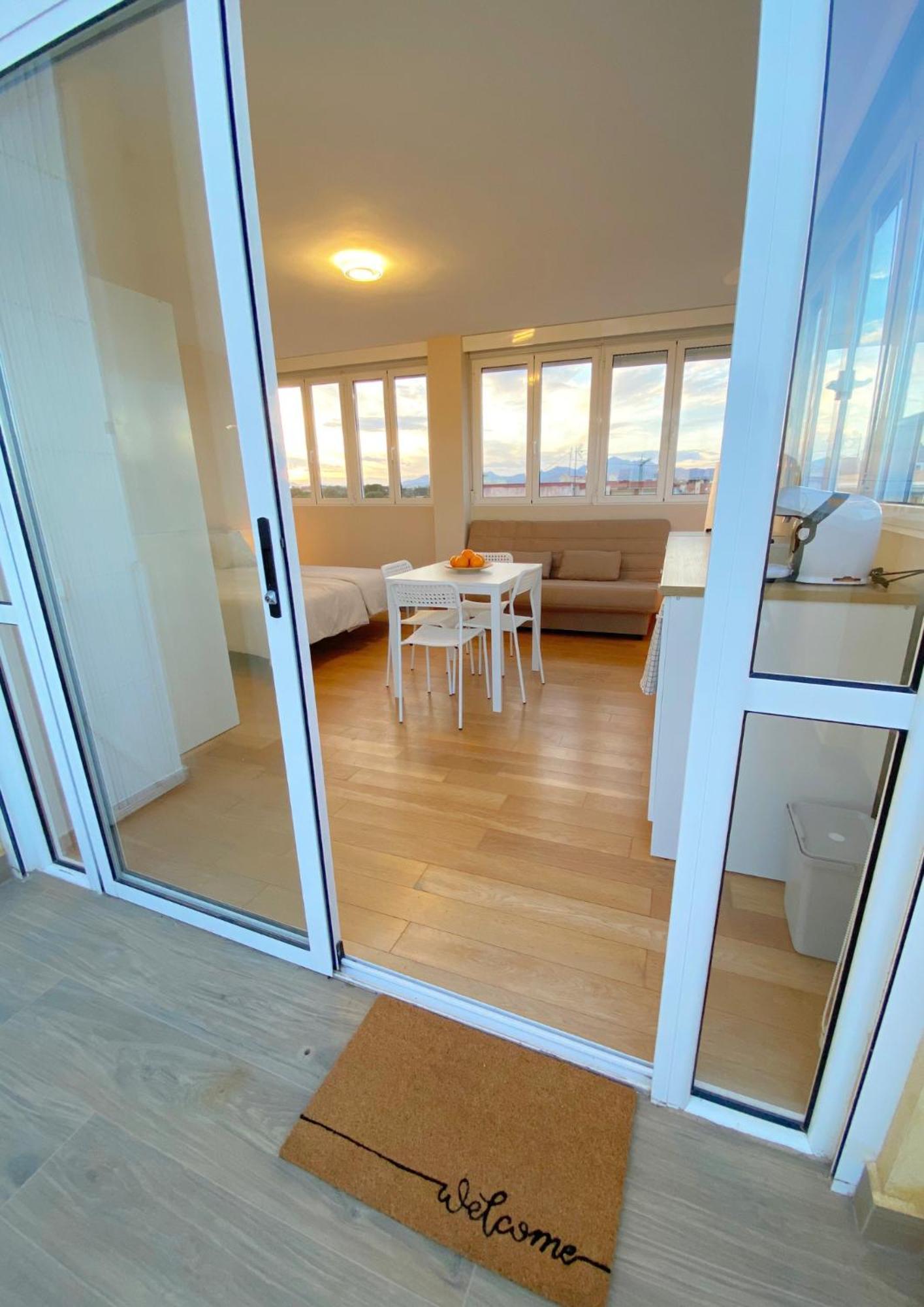 Modern Flat Close To Beach 坎佩略 外观 照片